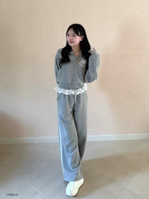 レースフリルスウェットパンツ