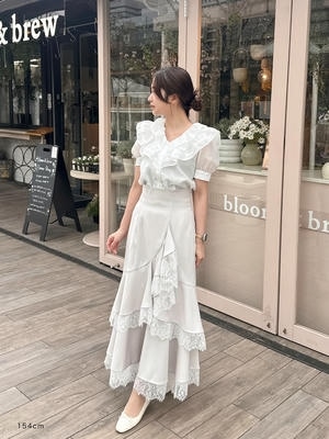 フリルヘムレースデザインスカート